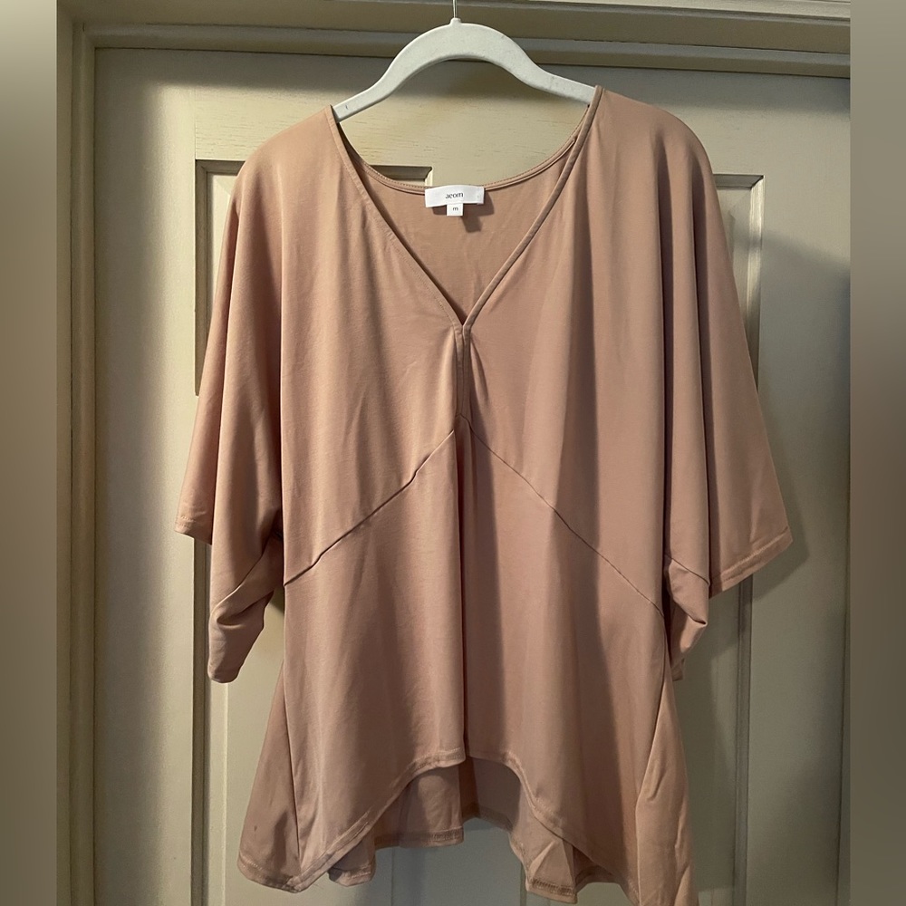 Mid length bell sleeve blouse. Worn once!